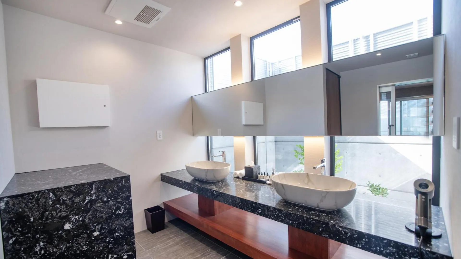 Vaction Stay Suite-One Private Villa 天然温泉付き Hakodate
